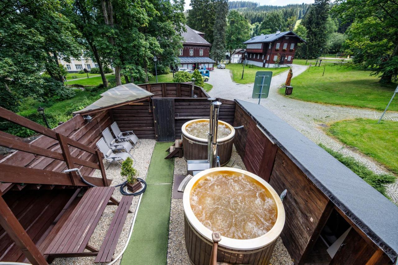 Hotel Dzban Karlova Studánka 외부 사진